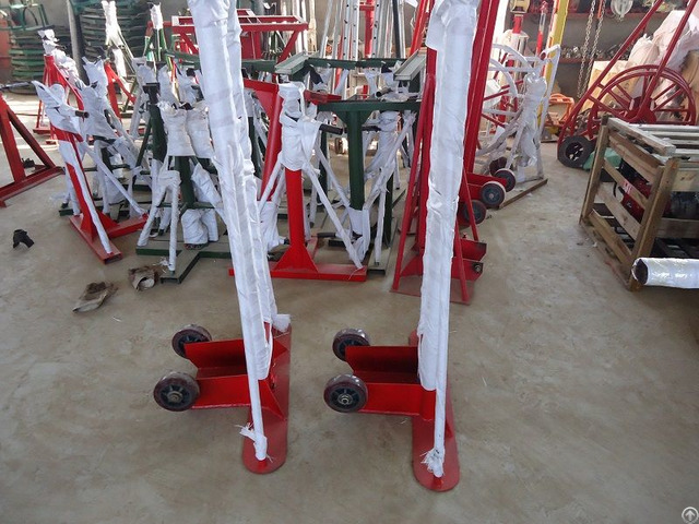 Cable Drum Jacks With Stepped Construction