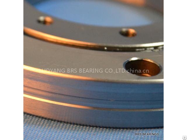 Crbf 8022 At Crossed Roller Bearing With Mounting Holes