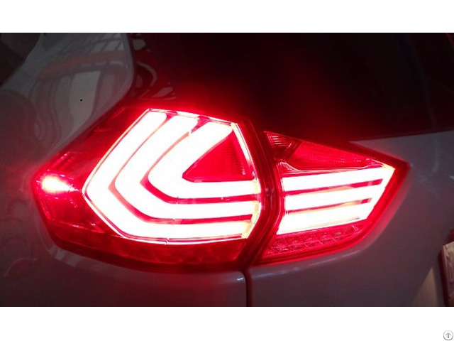 Nissan X Trail Tail Lamp