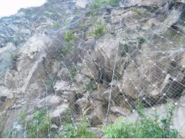 Galvanized Wire Rope Net Two Layers Protect The Mountain And Slope