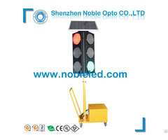 New 200mm 4 Way Portable Traffic Light With Solar Power