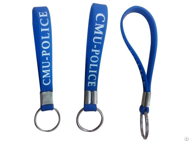 Wholesale Custom Logo Silicone Wristband Keychain For Promotion