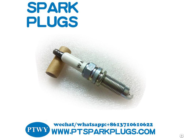 Auto Engine Spare Parts Iridium Spark Plug For Vw 101 905 622