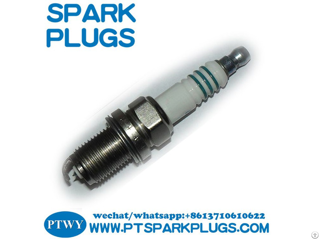 Automotive Spark Plug Mr984943 For Mitsubishi Sk20pr A8