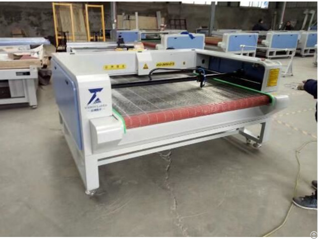 China 80w Fabric Laser Cutting Machine