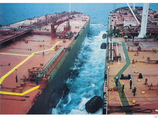 Pneumatic Rubber Fenders For Ship Berthing