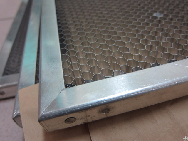 Honeycomb Panel With Edge