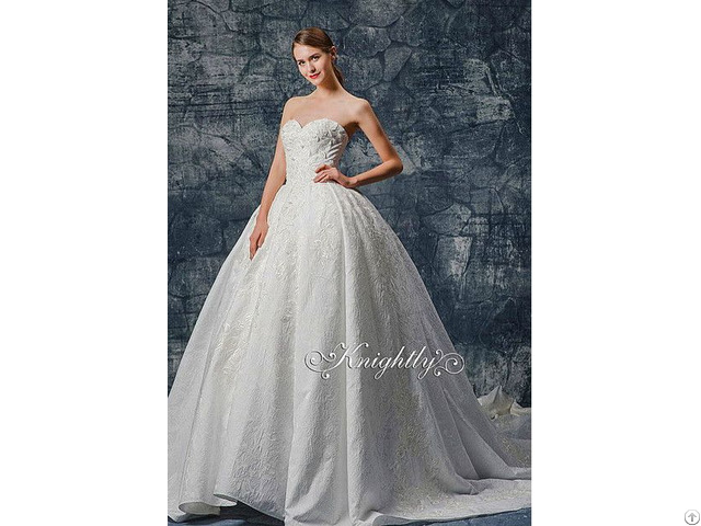 Stapsless Jacquard Satin Lace Applique Wedding Gown