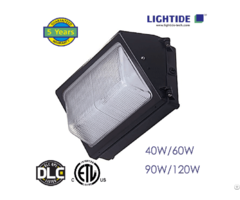 Dlc Qualified Semi Cut Off Led Wall Pack Lights Polycarbonate Refractor