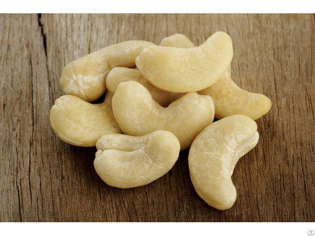 Organic Cashew Nuts