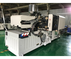 Hc270 270ton 2700kn Clamping Force General Purpose Plastic Injection Molding Machine