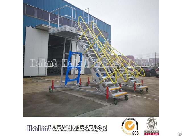 Adjustable Work Platform Ladder With Aluminum