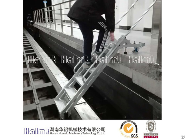 Aluminum Rescue Step Ladders For Rail Vehicle