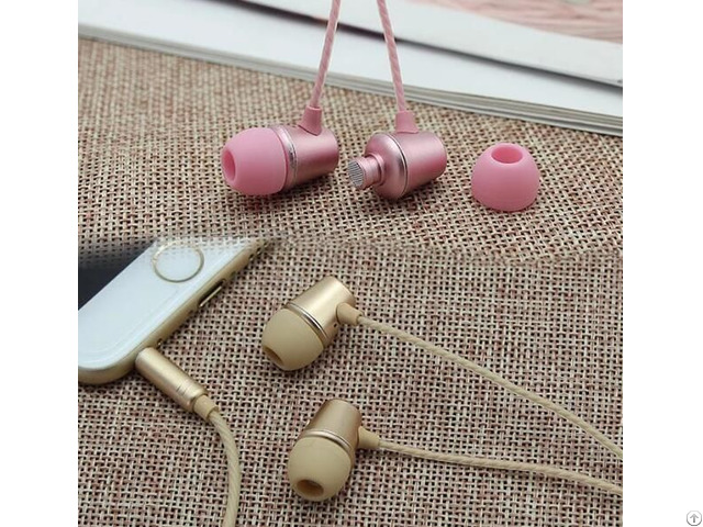 Best Sound Reducing Phone Earbuds