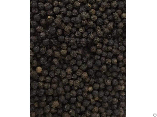 Cleaned Black Vietnamese Pepper