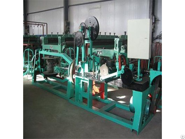Cs A Traditional Twisted Barbed Wire Making Machine