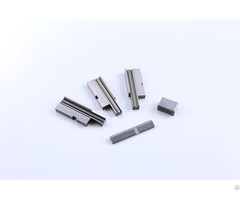 Yize Mould Tungsten Carbide Round Punches Conforms To The Safety Standard