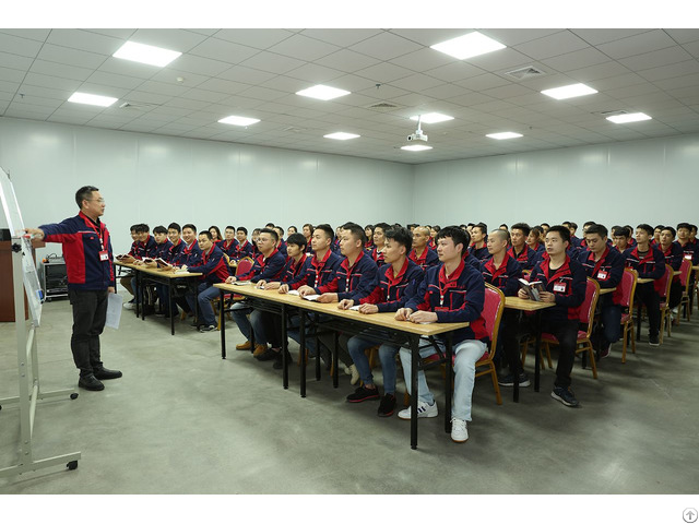 First Level Service For Plastic Mold Components Processing In Yize Mould