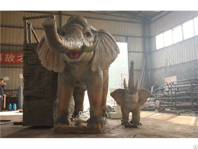 Water Spray Life Size Elephant For Amusement Park