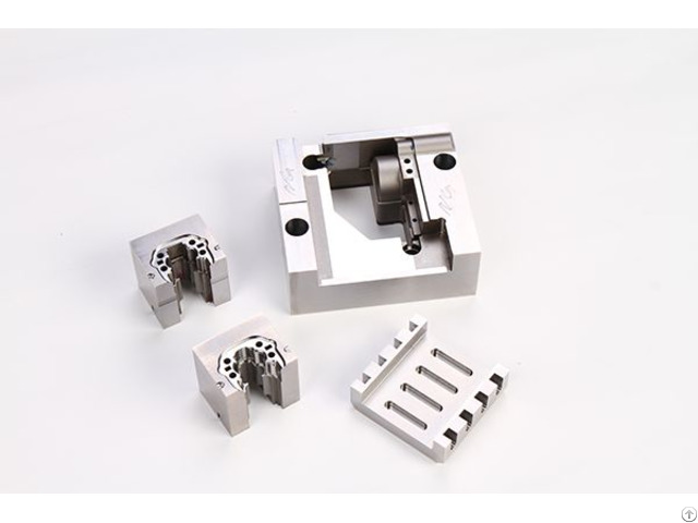 Cnc Machining Precision Mold Spare Parts China Plastic Mould Part Manufacturer