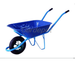 Wheelbarrows Versus Garden Carts