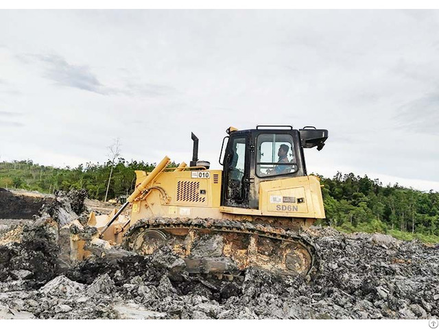 Easy Maintenance Open View Bulldozer Equipped With Torque Converter