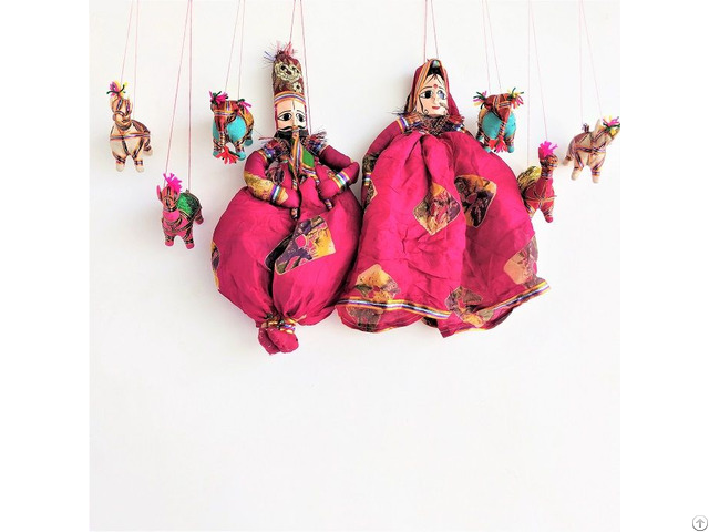 Natural Craft Gitagged Khatputli Raja Rani Lively Pink