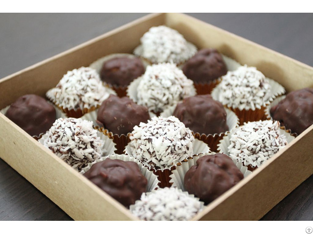 Healthy Date Truffles