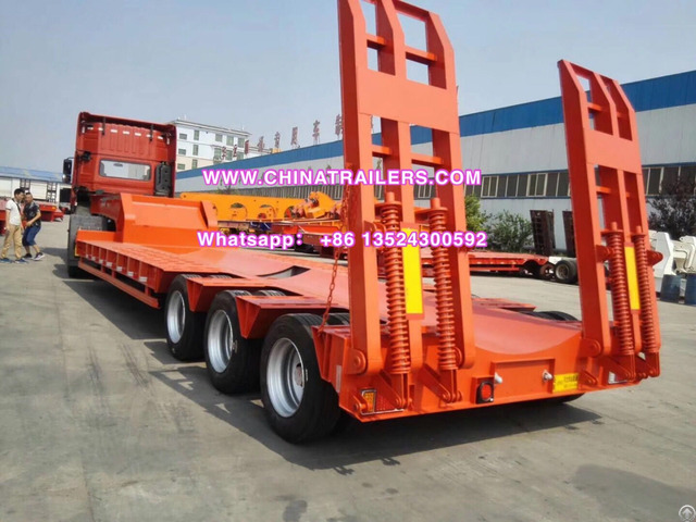 Three Axles Lowbed Trailer