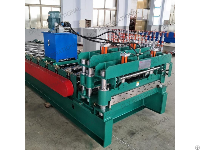 Popular Tile Roofing Machine