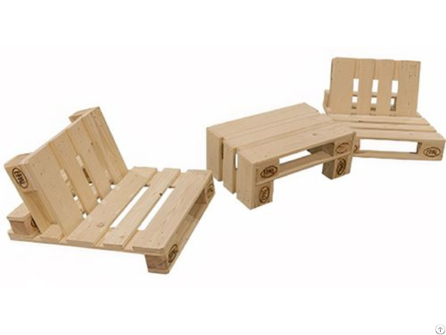 Set Of Pallet Chairs And Table For 2 Person