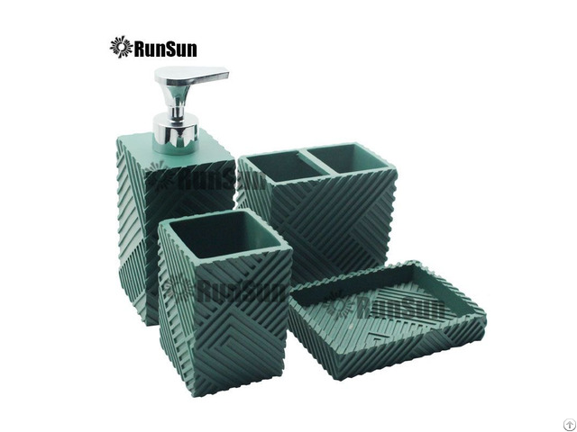 Fashion Simple Polyresin Bathroom Accessory Set