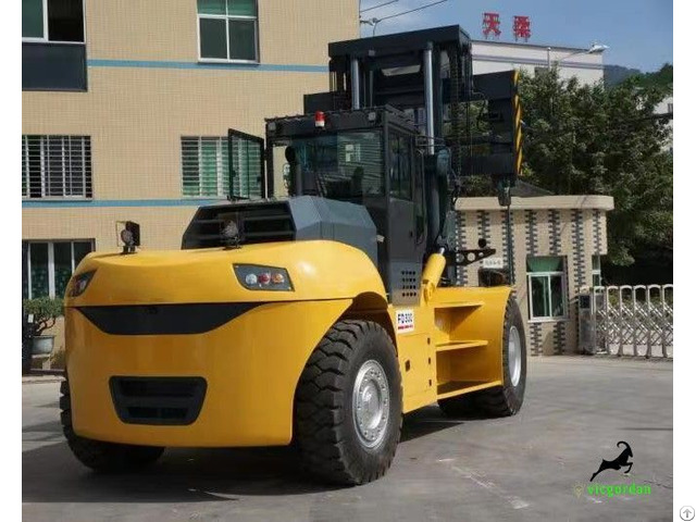 Thirty Ton Forklift