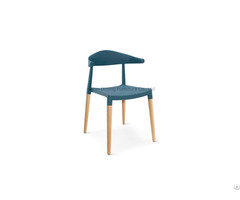 Hot Selling Plastic Dining Chair With Wooden Legs