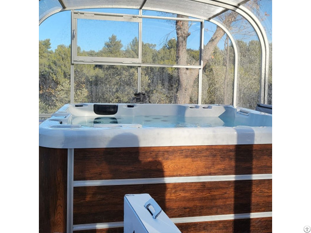 Small Size Family Outdoor Hot Tub Massage Spa