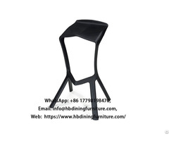 One Piece Polygonal Plastic Chair