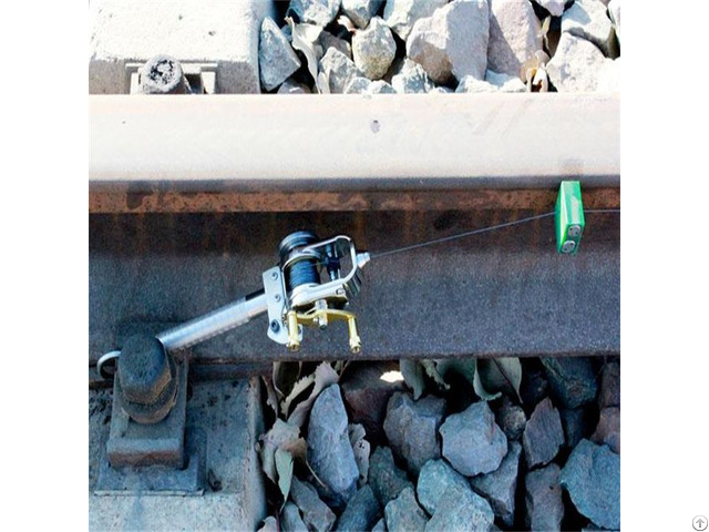 Rail Long String Measuring Device