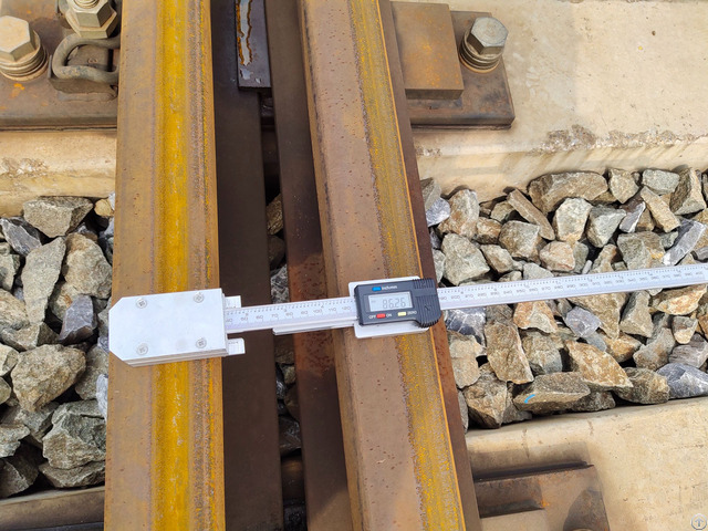 Rail Opening Gauge Suitable For Different Temperatures 33 55℃