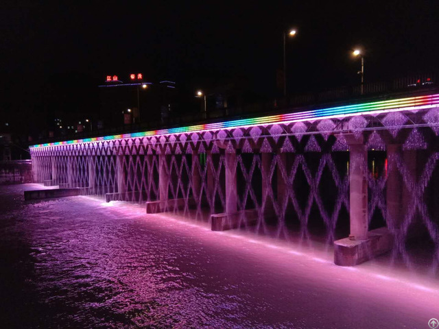 Suining Lvzhou Bridge 136m Long Digital Water Curtain China