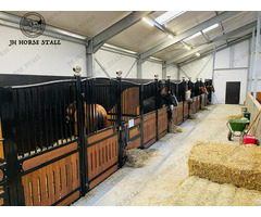 Classic European Horse Stable Full Access Door And Durable Bamboo