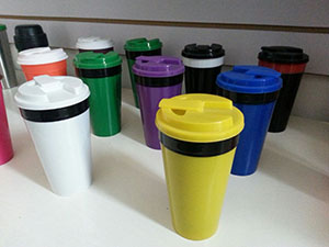 5 Discount Beverage Plastic Mugs With Lid Bpa Free
