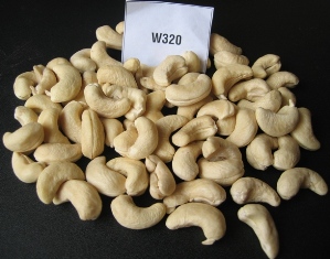Cashew Nuts Grade A W 320