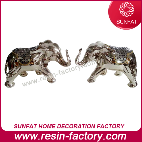 Eye Catching European Home Decor Fancy Resin Crafts Unique Wedding Gifts Exotic Couple Elephant Orna