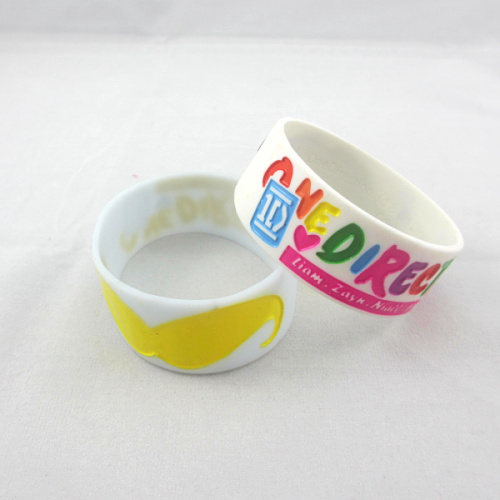Eyeglasses Debossed Printing On Silicone Wristband With Any Color Logo