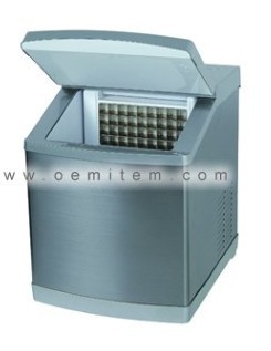Ice Maker With 22kgs Capacity