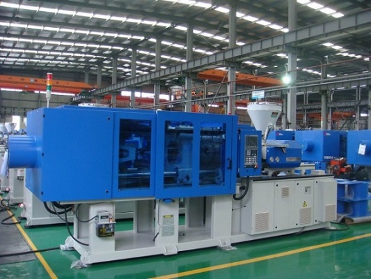 Precise And Energy Saving Injection Molding Machine