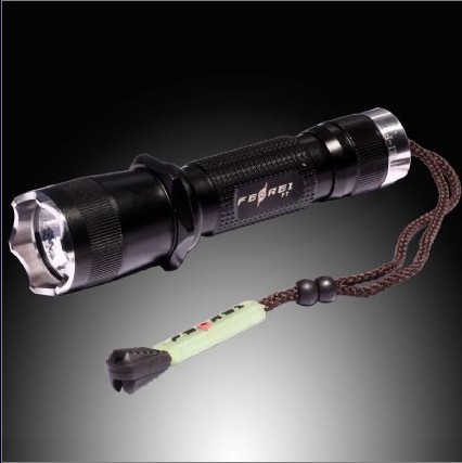 Rechargeable Tactical Gun Led Flashlight F7