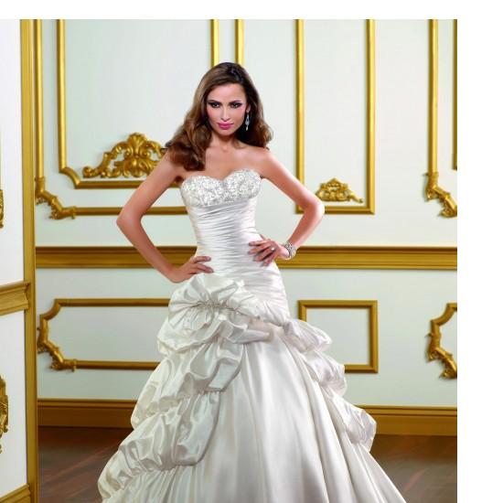 Traditional Taffeta Sweetheart A Line Wedding Dress With Ruffle Tiered Skirt A77