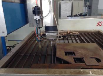 Waterjet Cutting Machine With Height Detection System