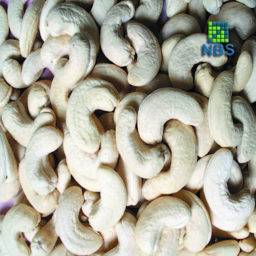 We Offer Cashew Nuts Raw And Processed Flavored Rcn